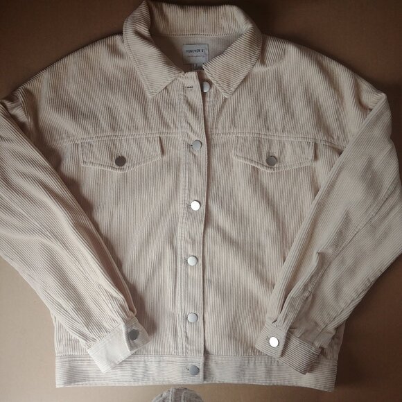 Cream corduroy button down shirt jacket Medium - Picture 4 of 11